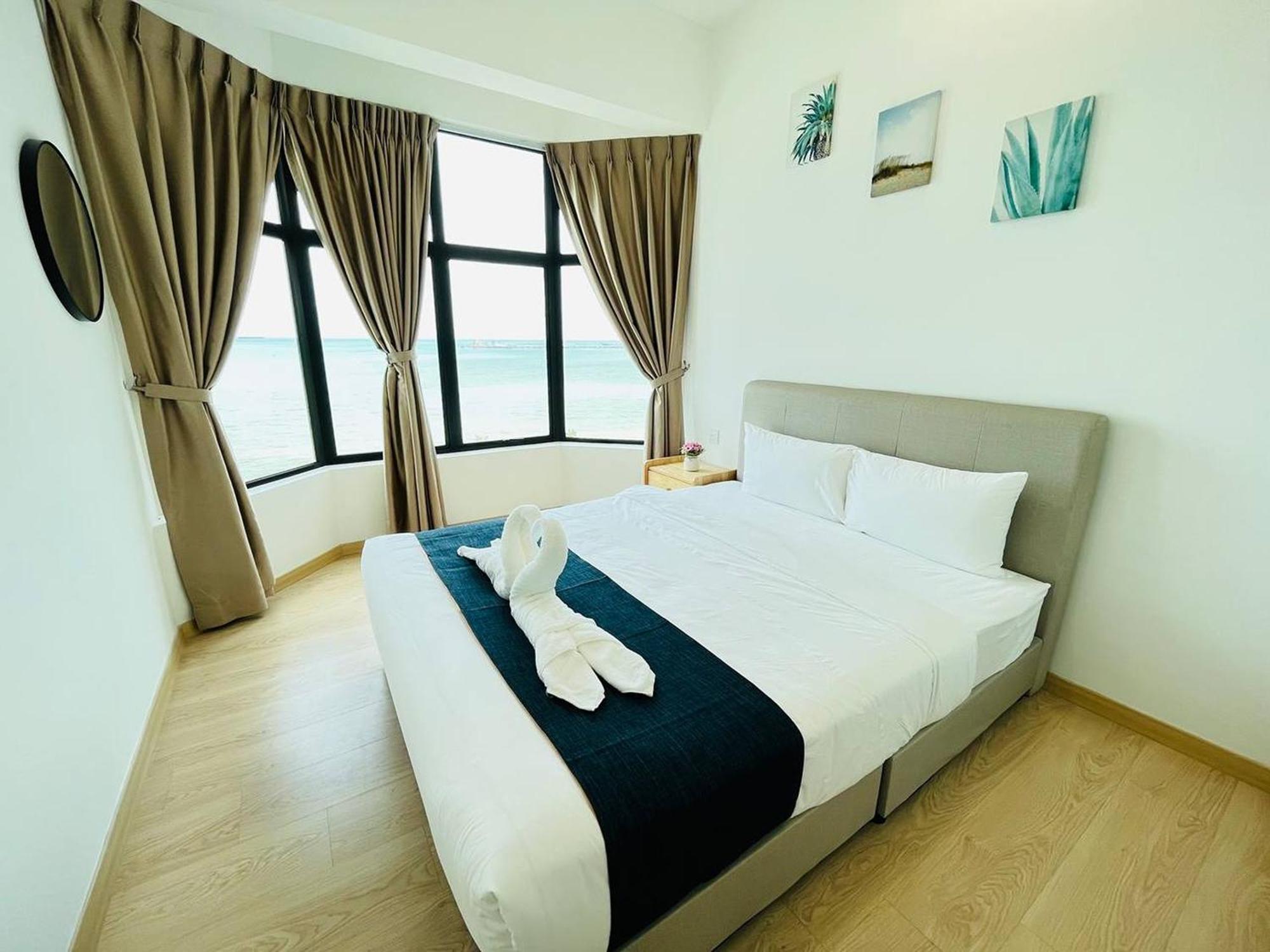 Mutiara Melaka Beach Resort By Glex Tangga Batu Екстер'єр фото